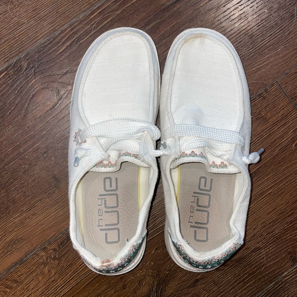 Hey Dudes Slip Ons Boho and Turquoise detailing - Picture 4 of 4